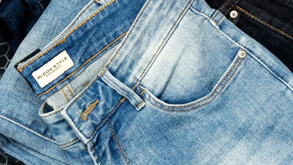 How to Choose the Right Private Label Jeans Manufacturer for Your Brand